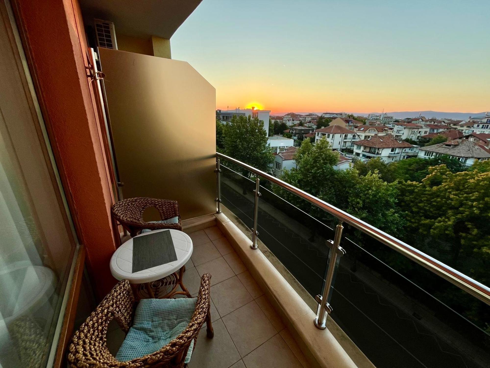 Alexandr Apartments Vigo Nesebar Eksteriør bilde