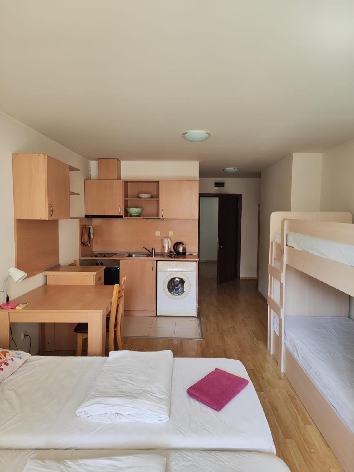 Alexandr Apartments Vigo Nesebar Eksteriør bilde
